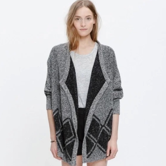 Madewell Sweaters - Madewell All Angles batwing diamond print cardigan